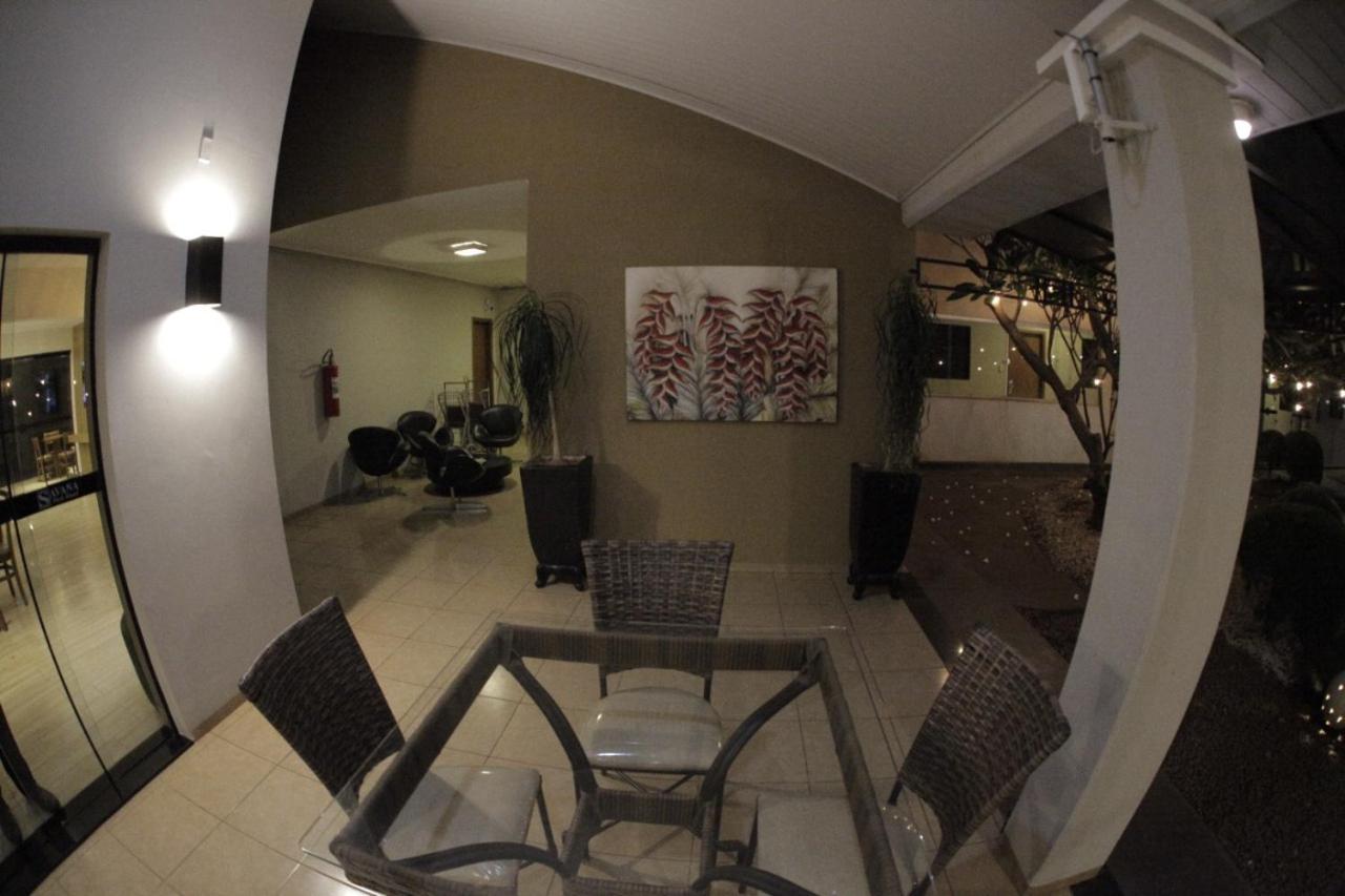 Savana Park Hotel Andradina Exterior photo