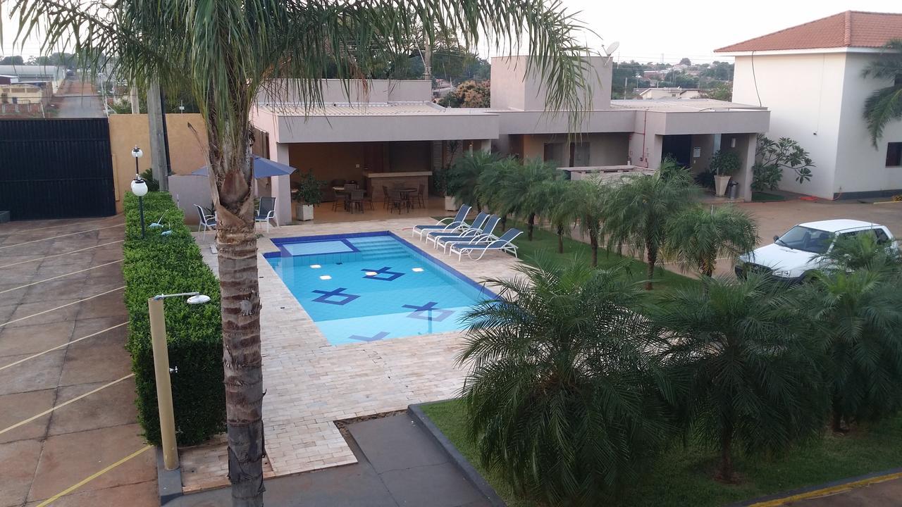 Savana Park Hotel Andradina Exterior photo